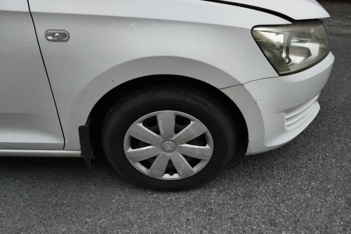 Volkswagen Santana 2014 car image #9