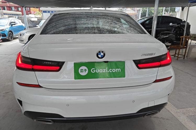 BMW 3 Series 2021 car image #6