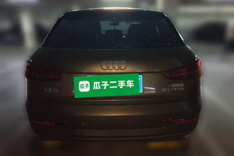 Audi Q3 2018 car image #4