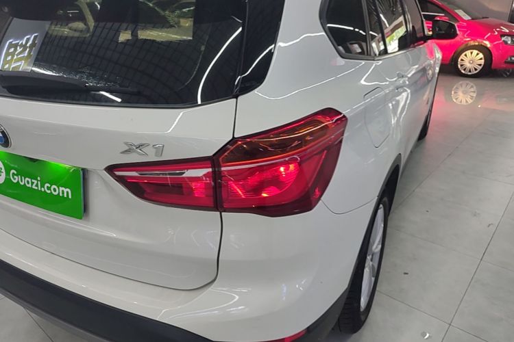 BMW X1 2018 car image #8