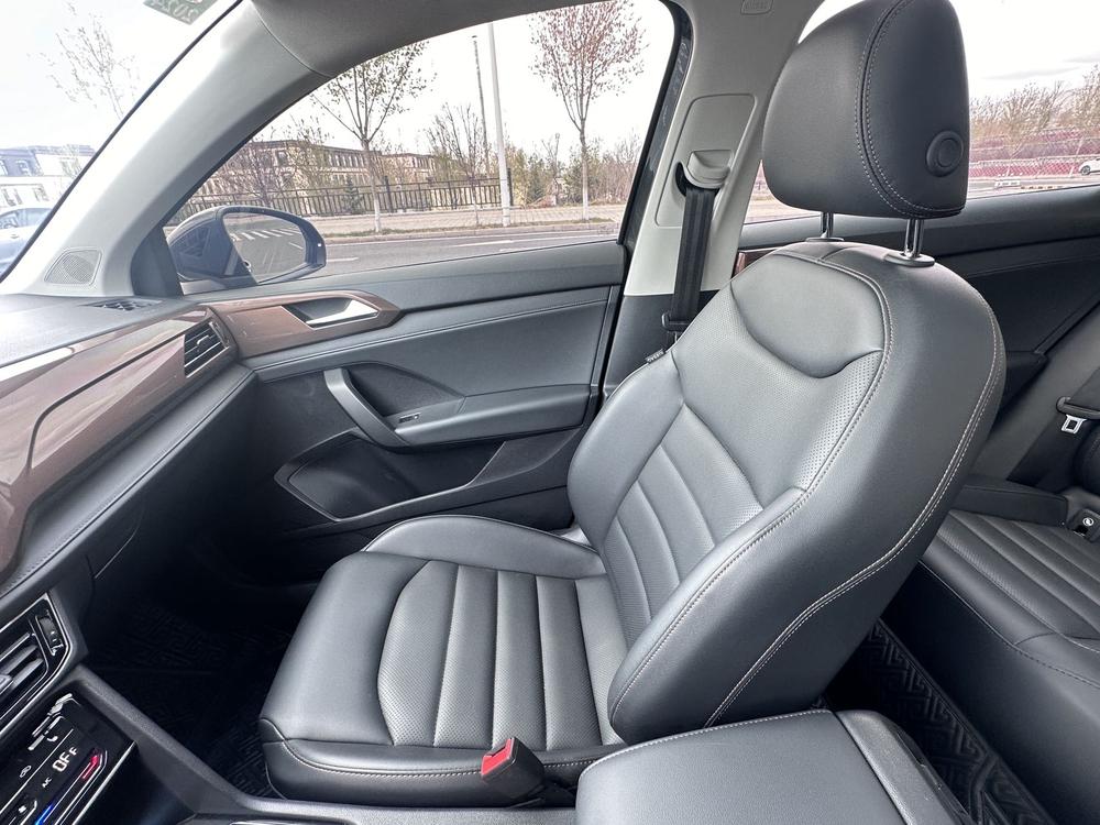 Volkswagen Tharu 2021 car image #20