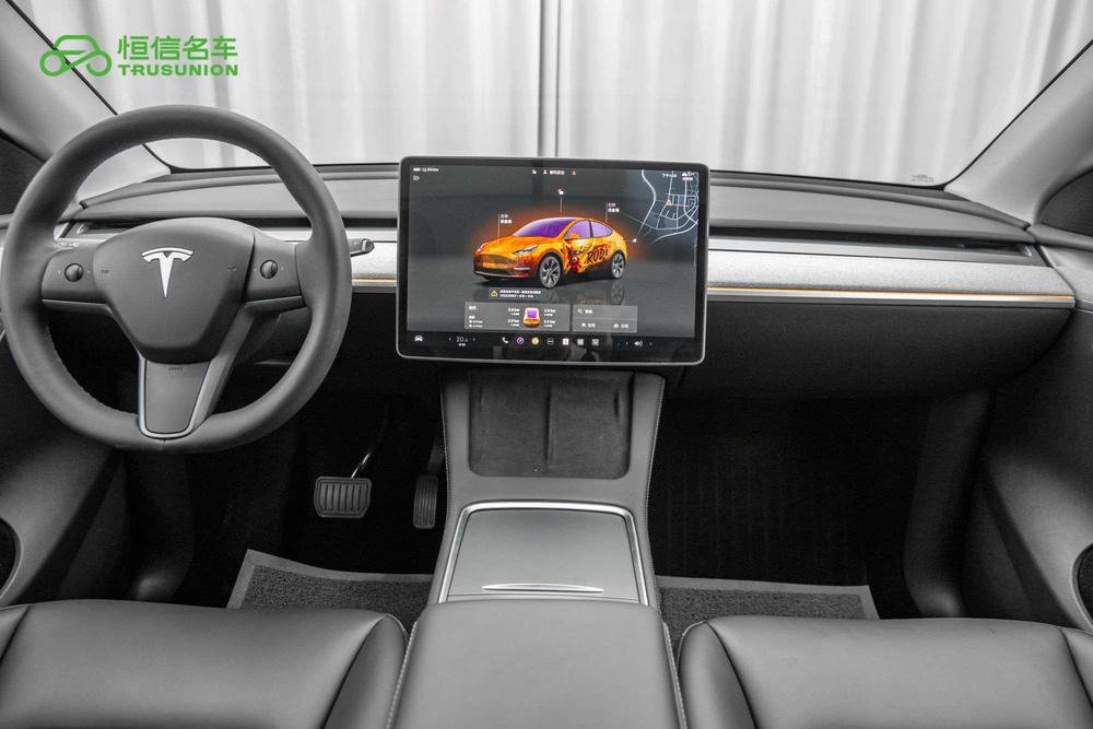 2023 car image #15