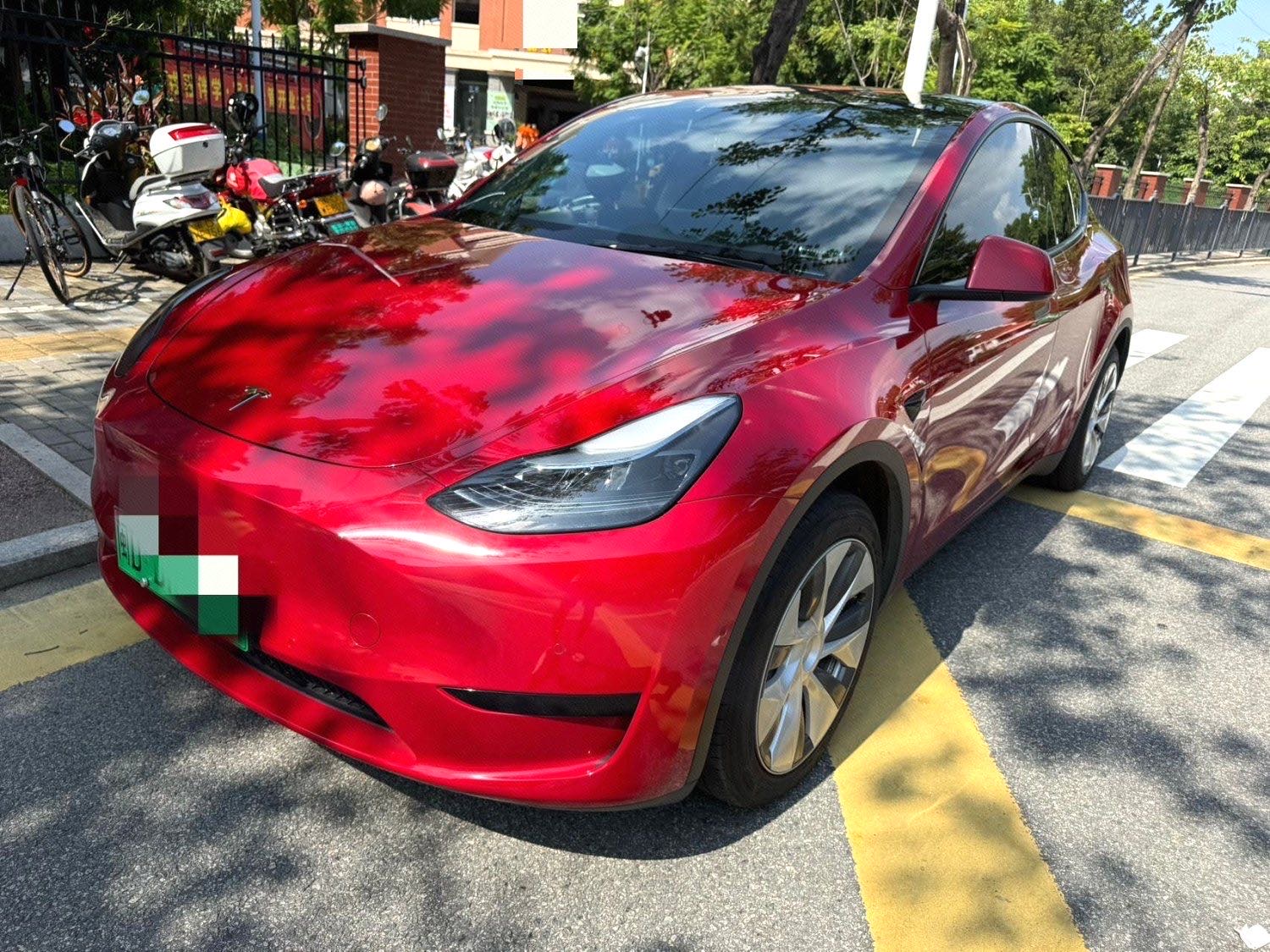 Tesla Model Y 2023 Tesla Model Y 2023 car image