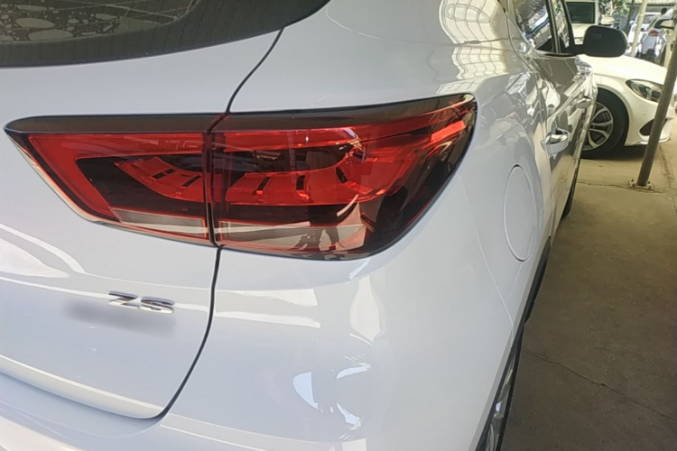 MG ZS 2020 car image #8