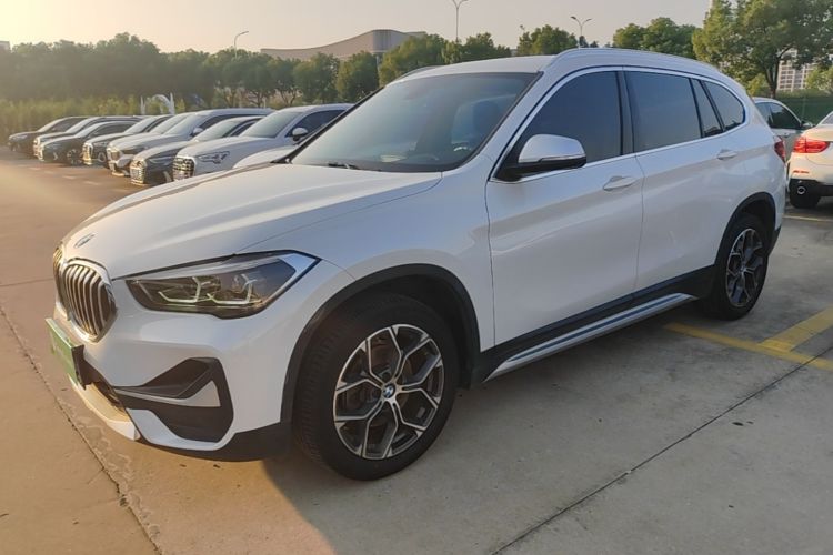BMW X1 2022 #2 BMW X1 2022 car image #2