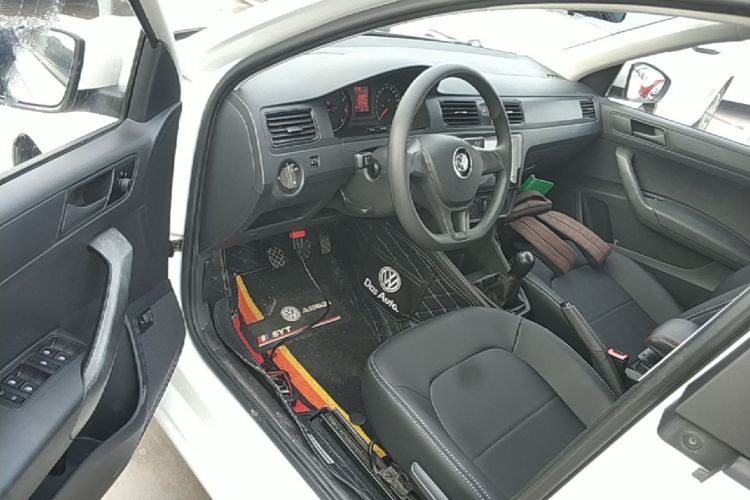 Volkswagen Santana 2017 #12 Volkswagen Santana 2017 car image #12