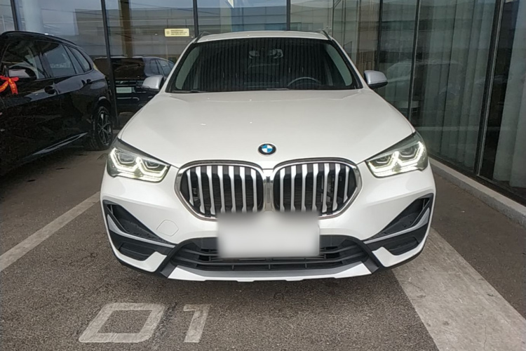 BMW X1 2023 #3 BMW X1 2023 car image #3