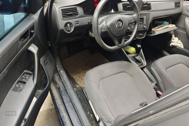 Volkswagen Santana 2018 car image #18