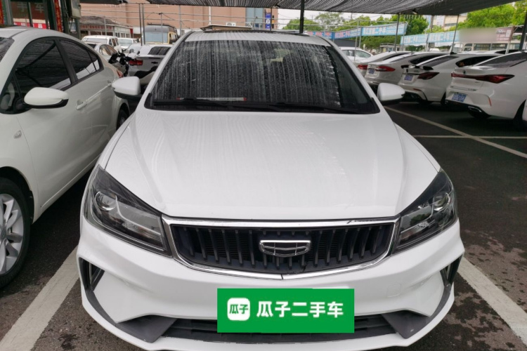 GEELY Emgrand 2021 изображение автомобиля #3