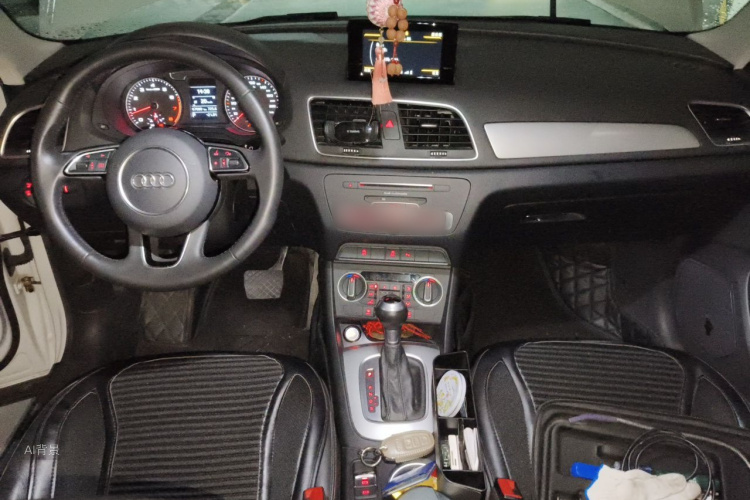 Audi Q3 2018 #11 Audi Q3 2018 car image #11