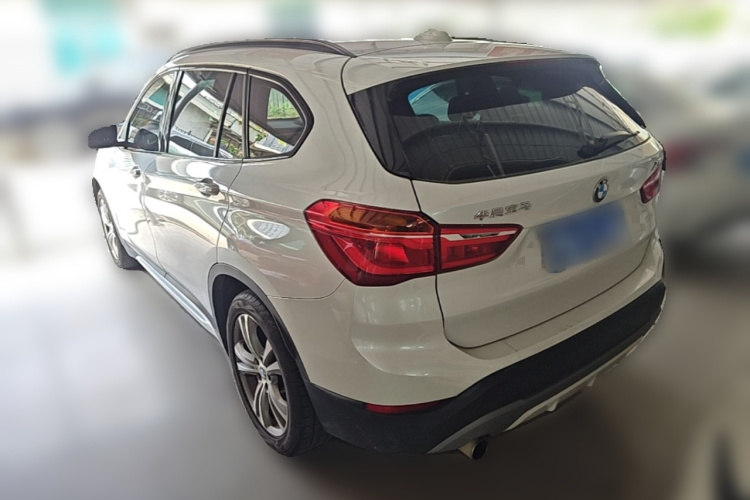 BMW X1 2018 #5 BMW X1 2018 car image #5