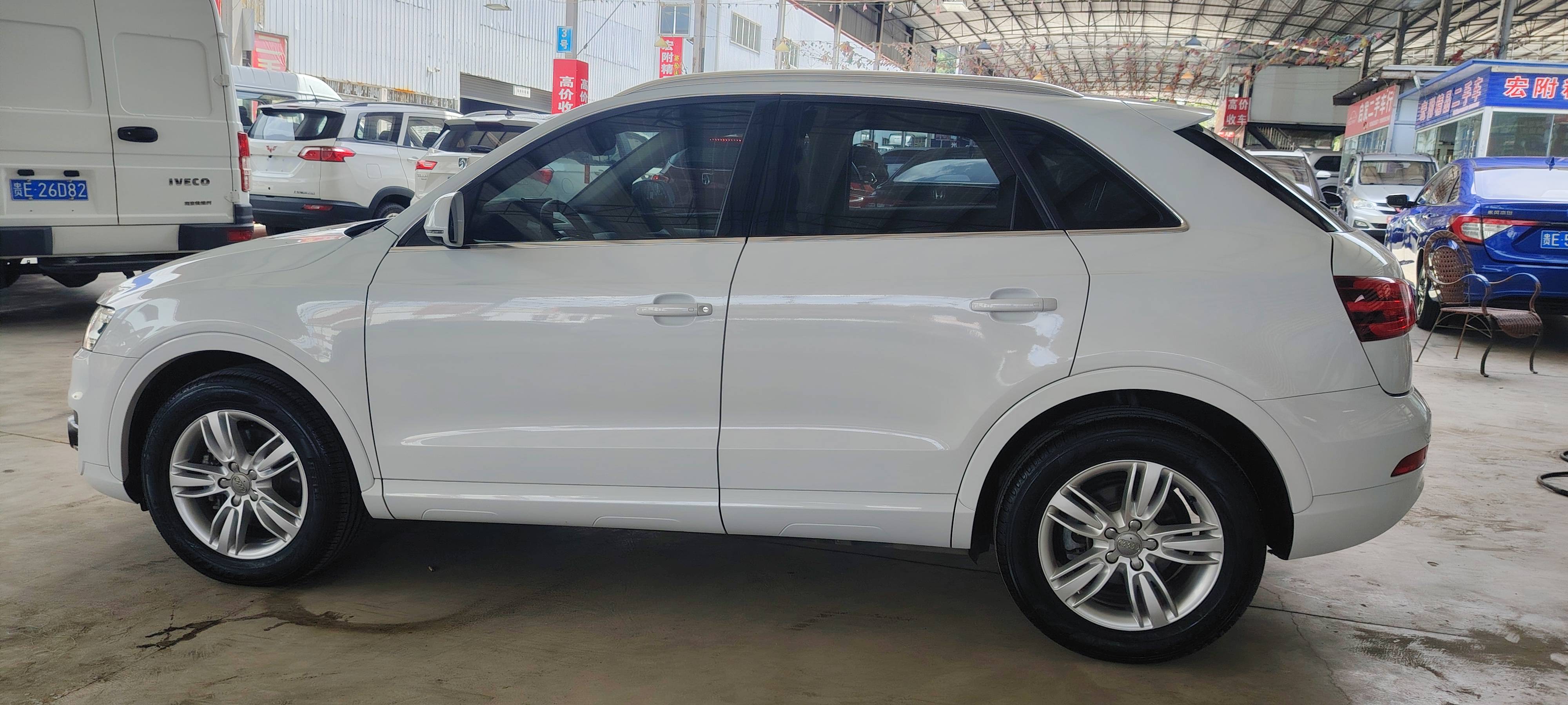 Audi Q3 2015 #8 Audi Q3 2015 car image #8