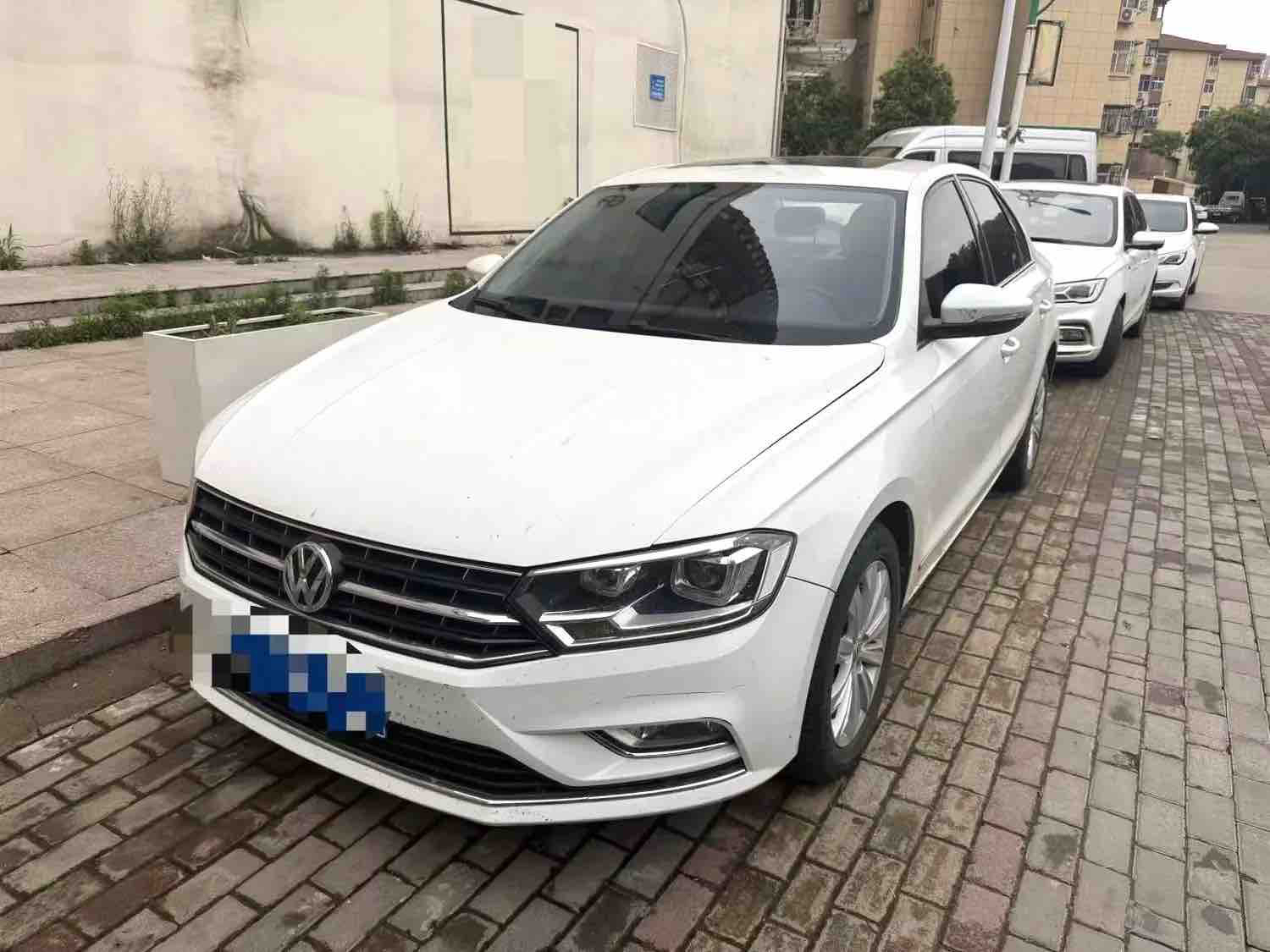 Volkswagen Bora 2018 car image 