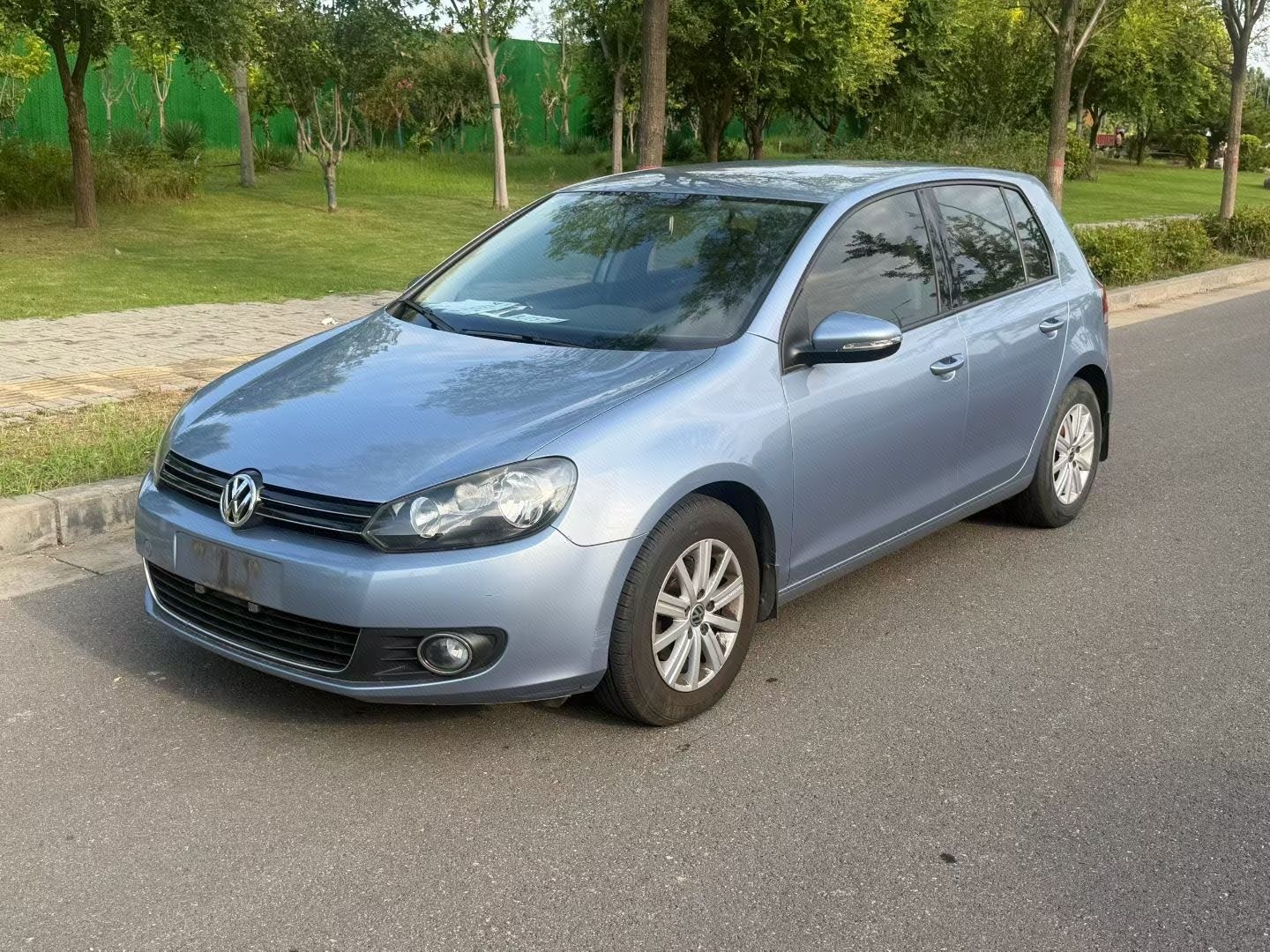 Volkswagen Golf 2013 car image 