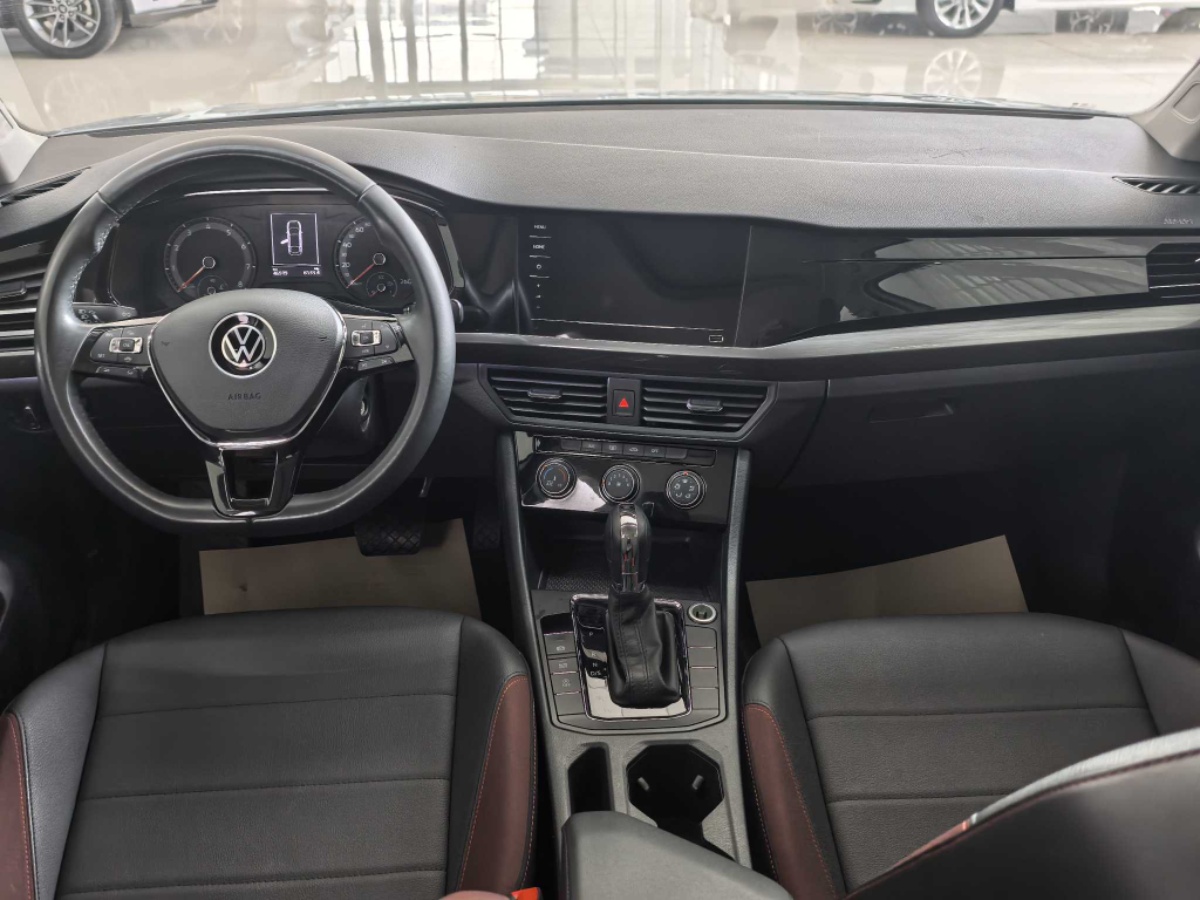 Volkswagen Bora 2021 car image #3