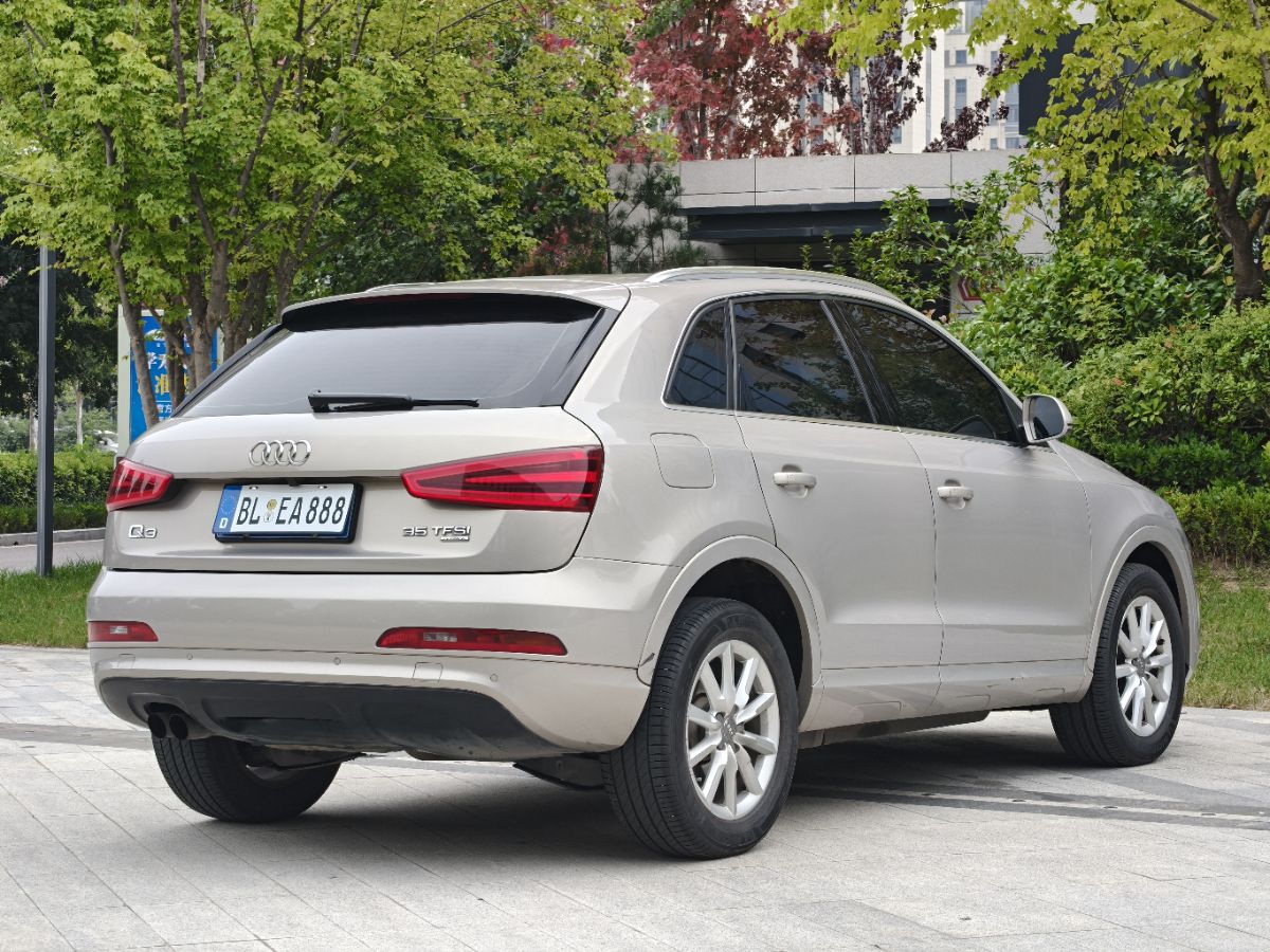 Audi Q3 (Imported) 2013 car image #9