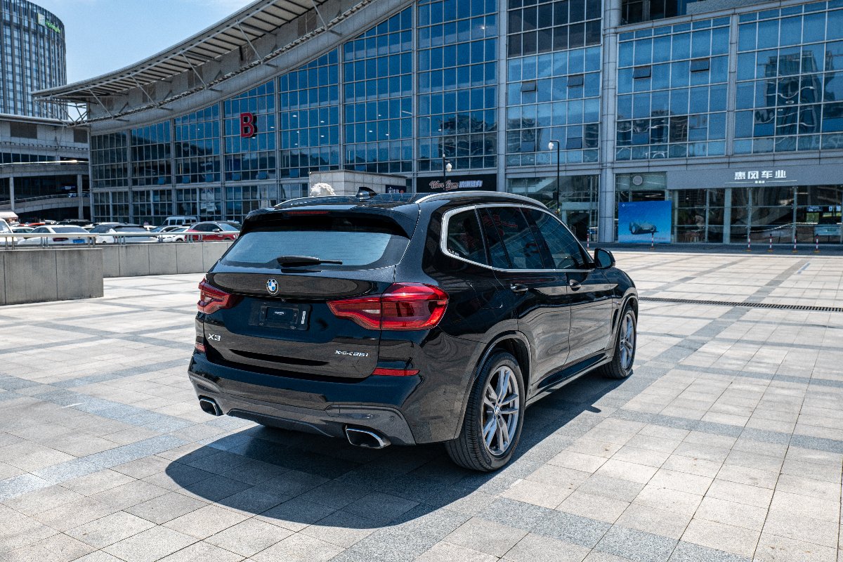 BMW X3 2020 car image #9