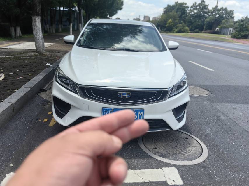 GEELY Binray 2018 #2 GEELY Binray 2018 car image #2