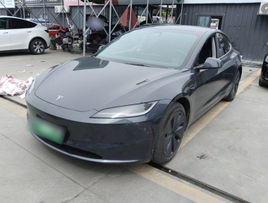 Tesla Model 3 2024 Tesla Model 3 2024 immagine di auto