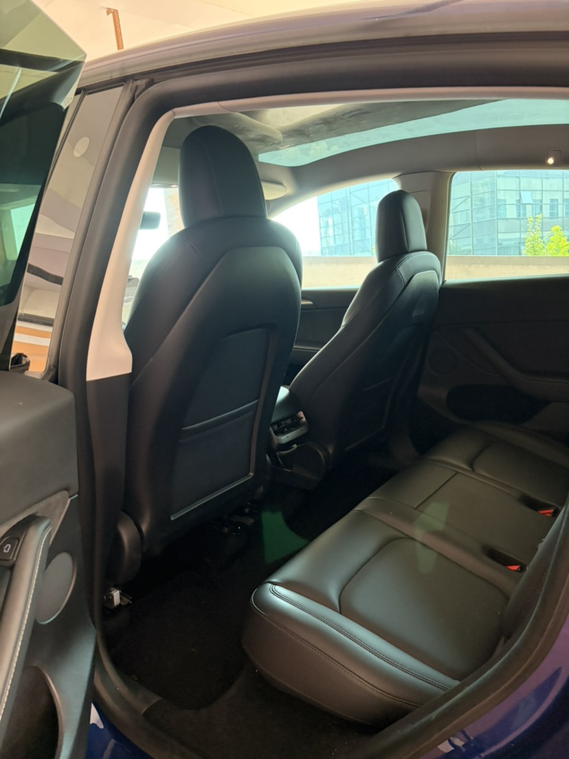 Tesla Model Y 2021 #6 Tesla Model Y 2021 car image #6
