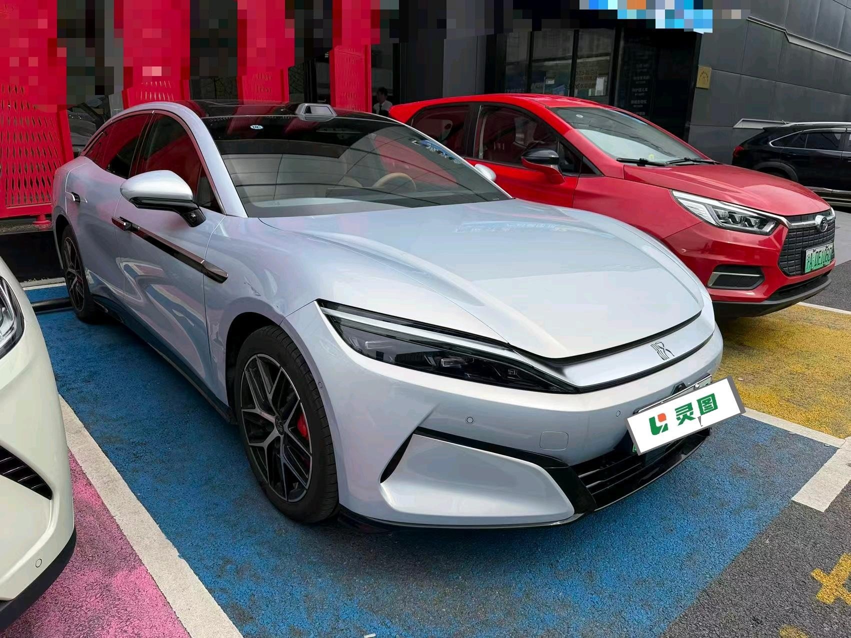 BYD HanL 2025 car image #2