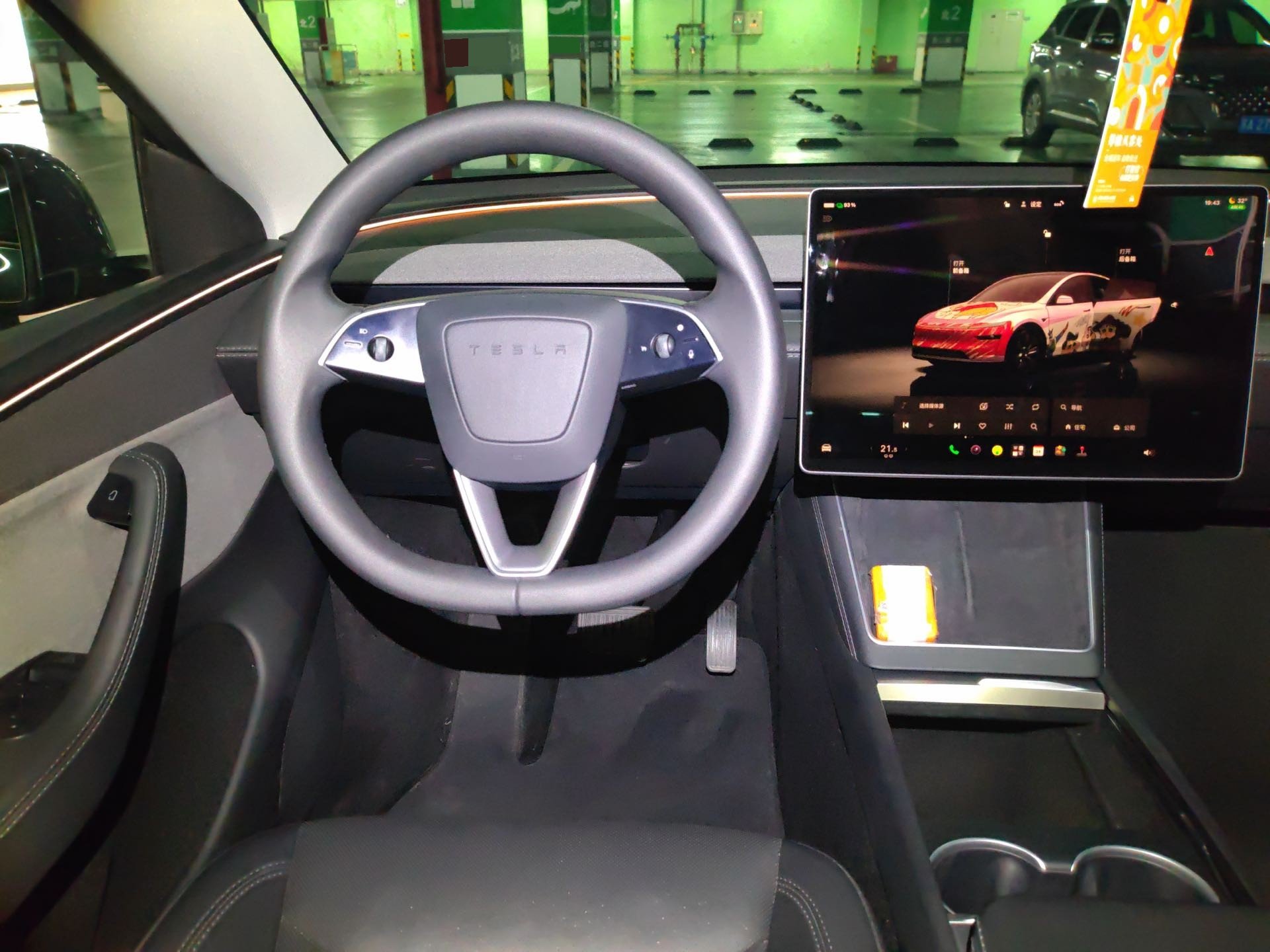 Tesla Model Y 2025 #9 Tesla Model Y 2025 car image #9
