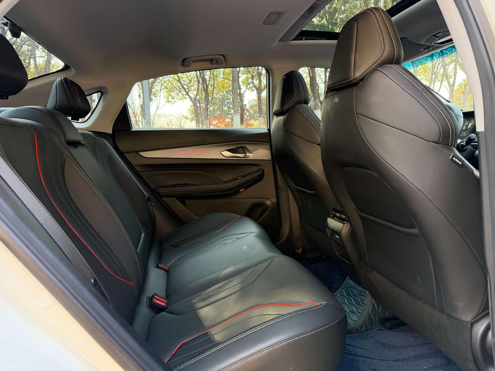 GEELY Binray 2023 car image #16