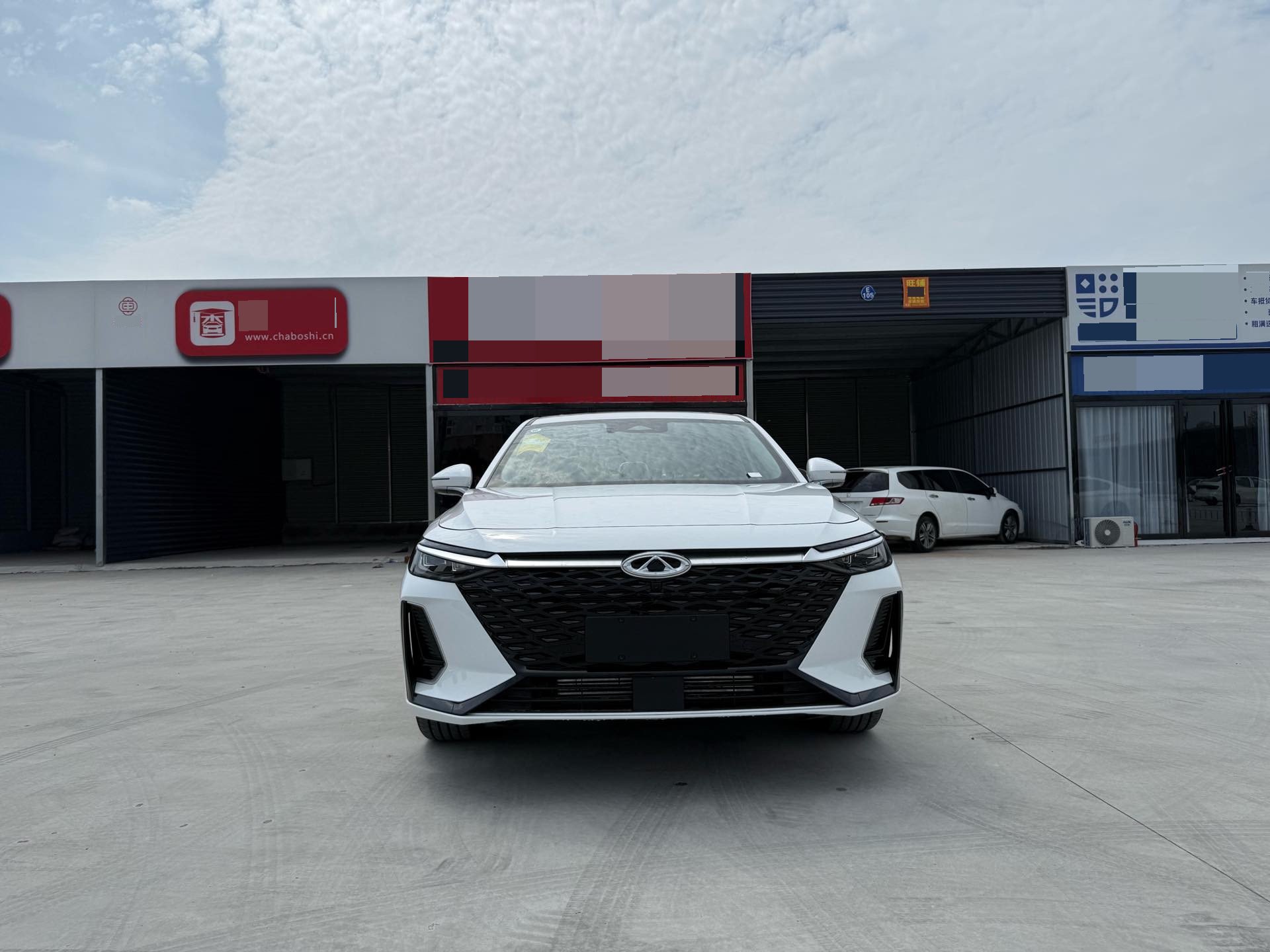 Chery Arrizo 8 2026 car image #2