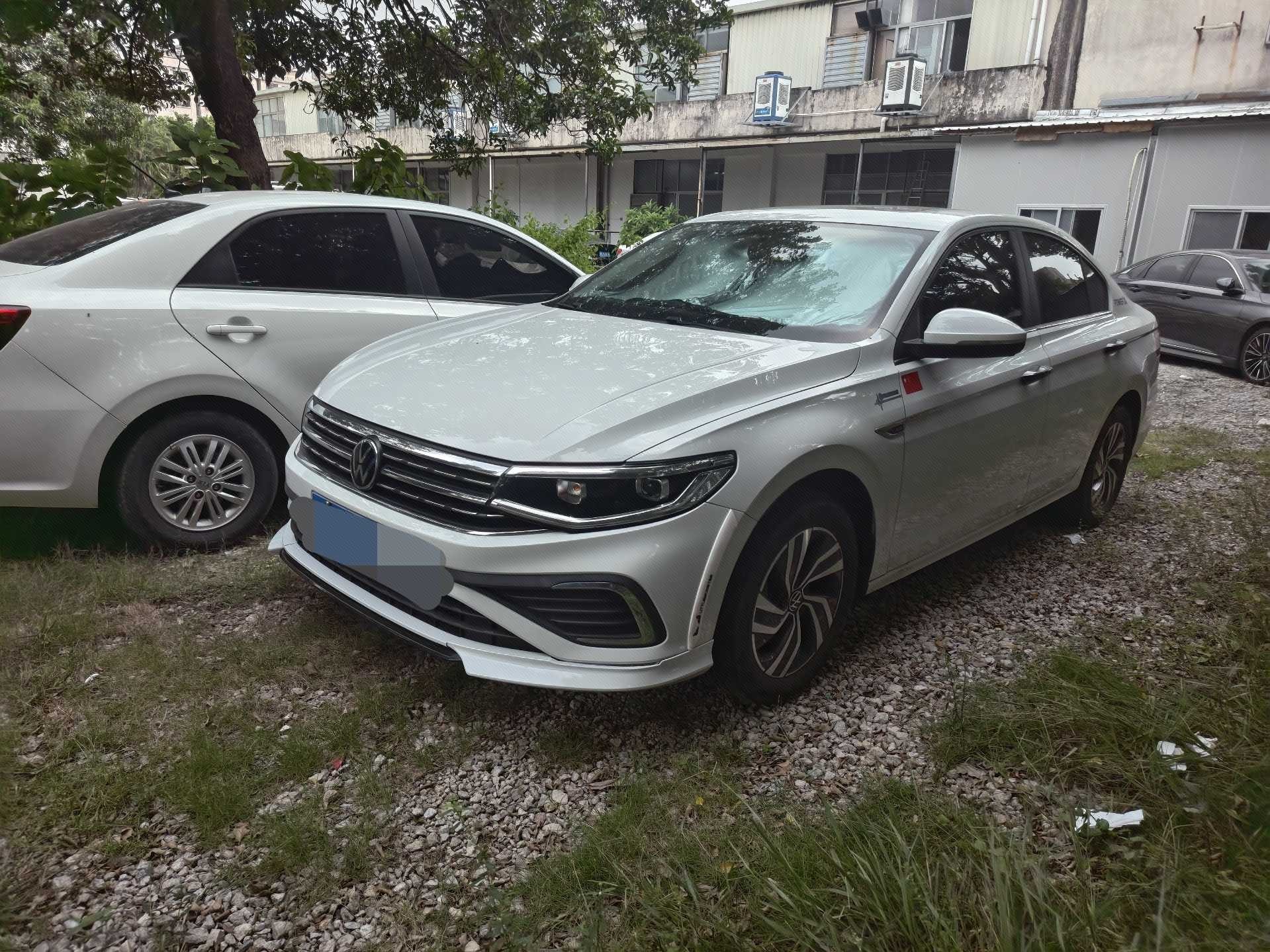 2025 2025 car image