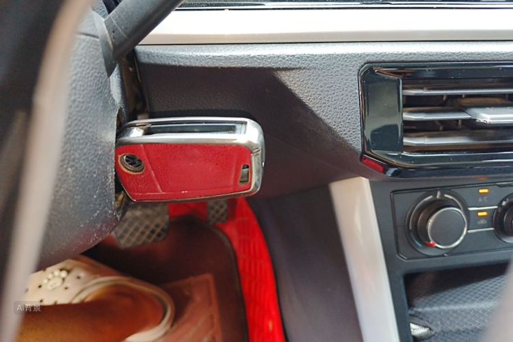 Volkswagen Polo 2020 car image #10