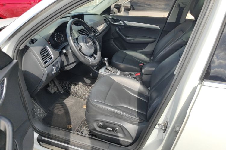 Audi Q3 2016 #19 Audi Q3 2016 car image #19