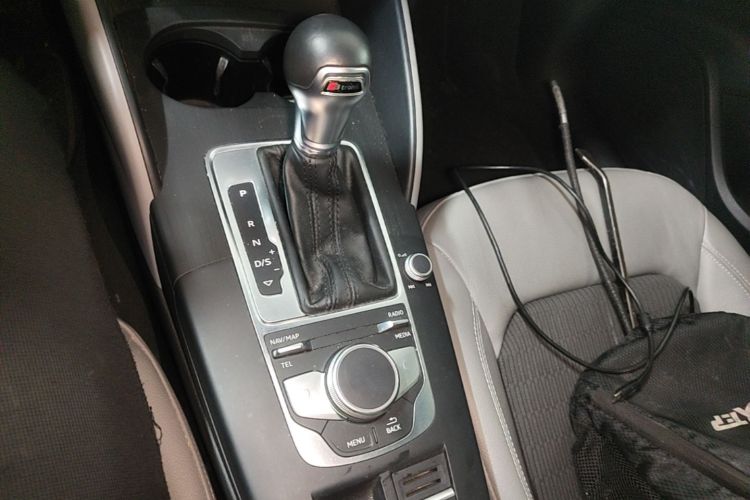 Audi A3 2017 car image #14