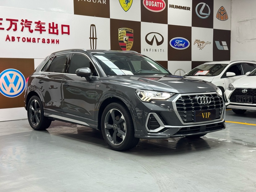 Audi Q3 2022 immagine di auto #3