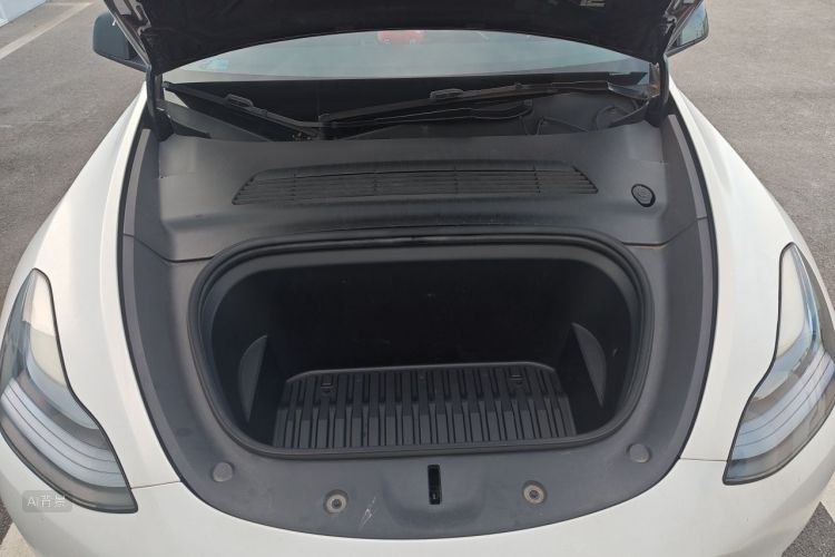 Tesla Model Y 2023 #22 Tesla Model Y 2023 car image #22