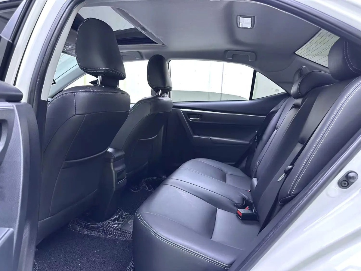 Toyota Corolla 2017 car image #7