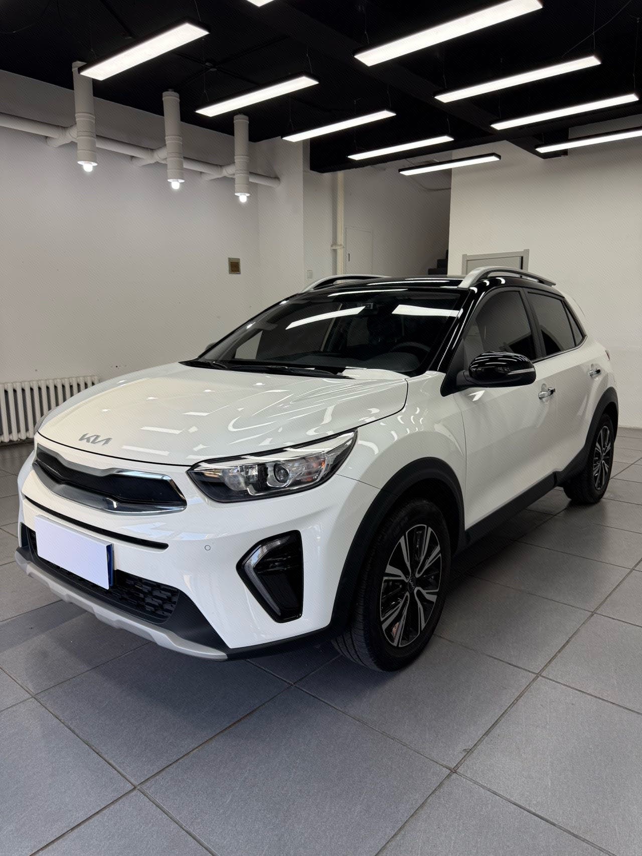 Kia KX1 2023 car image 