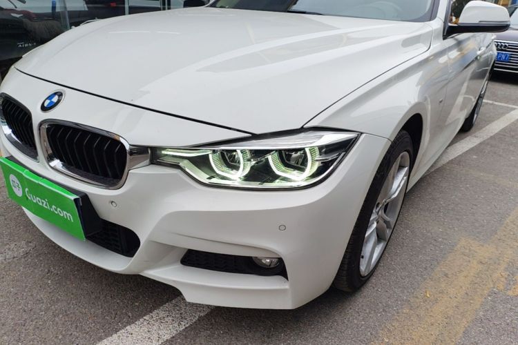 BMW 3 Series 2019 #23 BMW 3 Series 2019 car image #23
