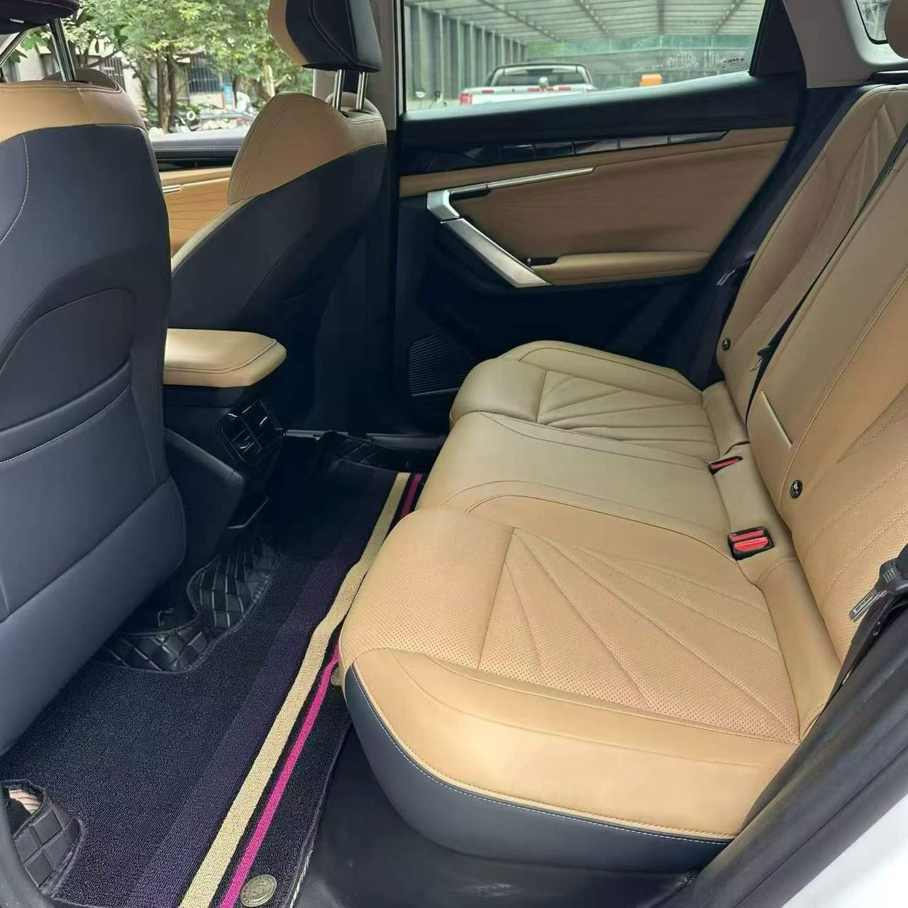 GEELY Boyue L 2023 #4 GEELY Boyue L 2023 car image #4