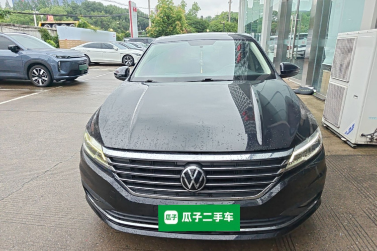 Volkswagen Lavida 2019 car image #3