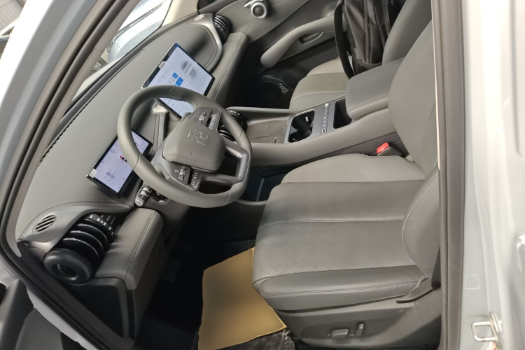 BYD Yuan Plus 2025 изображение автомобиля #19