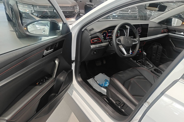 Volkswagen Lavida 2024 car image #16