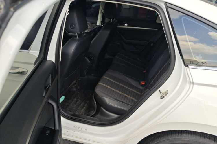 Volkswagen Lavida 2022 car image #19