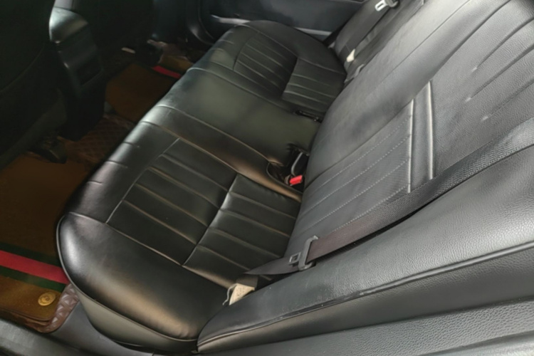 Toyota Corolla 2019 #17 Toyota Corolla 2019 car image #17