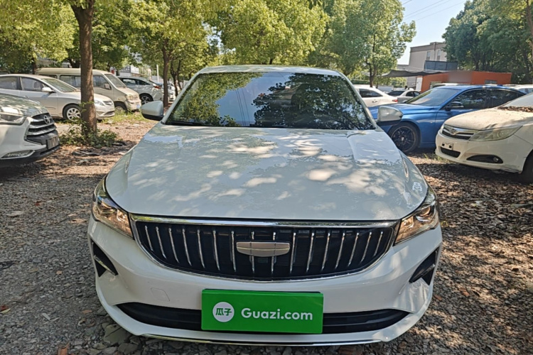 GEELY Emgrand 2024 car image #3
