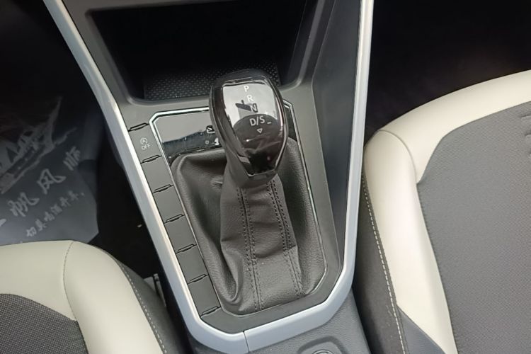 Volkswagen Polo 2019 #14 Volkswagen Polo 2019 car image #14