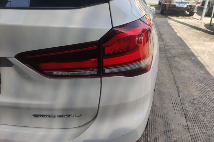 BMW X1 2020 car image #8
