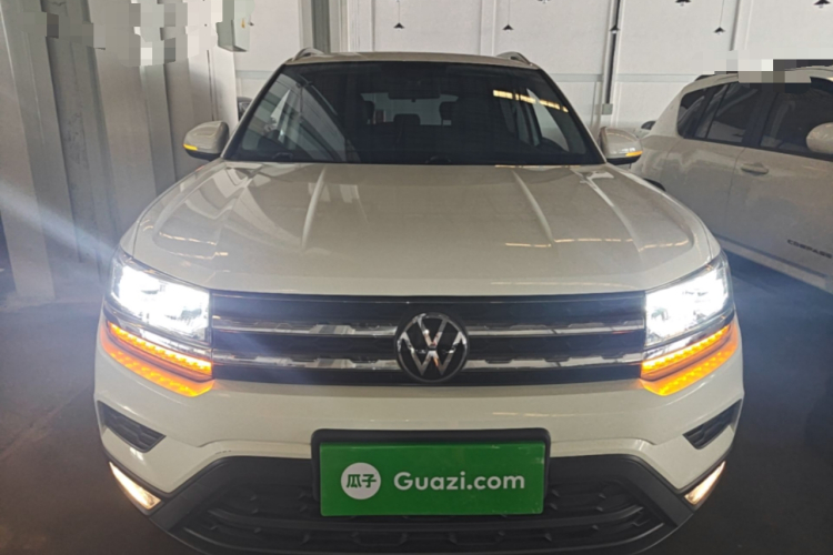 Volkswagen Tharu 2021 car image #3