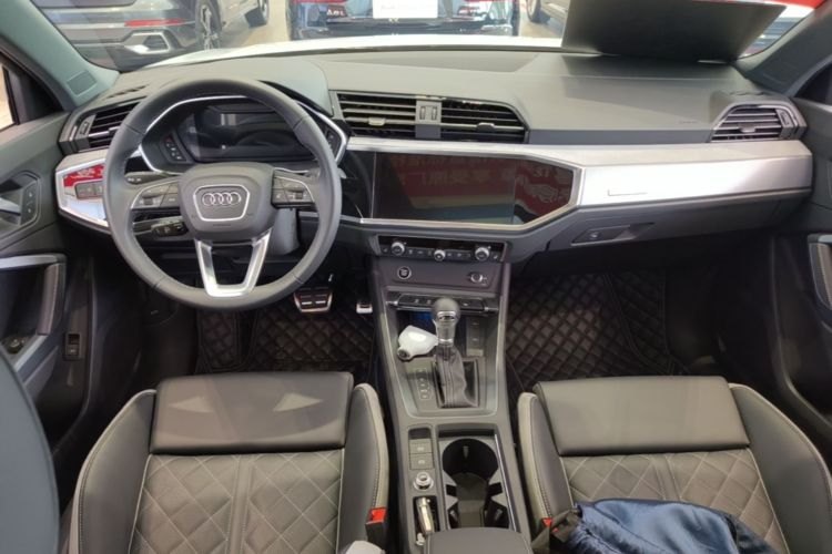 Audi Q3 2026 #10 Audi Q3 2026 car image #10