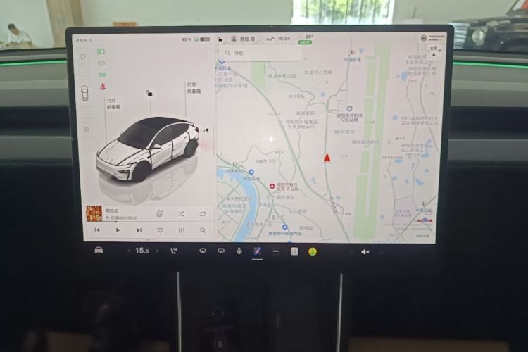 Tesla Model Y 2026 #13 Tesla Model Y 2026 car image #13