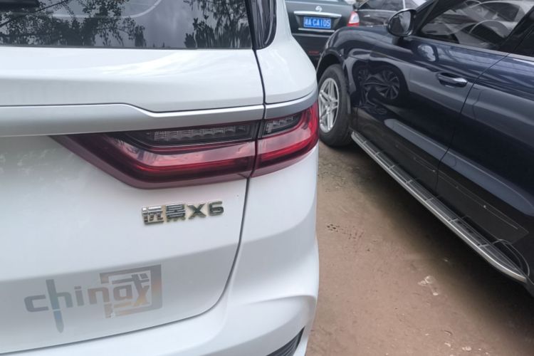 GEELY Vision X6 2021 car image #8